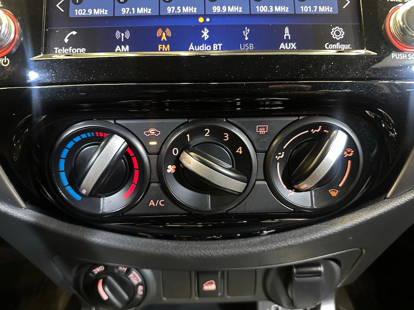 Foto do veículo NISSAN FRONTIER  ATK X4 2025 21.857 KM 219.900,00