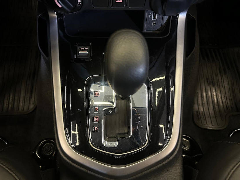 Foto do veículo NISSAN FRONTIER  ATK X4 2025 21.857 KM 219.900,00