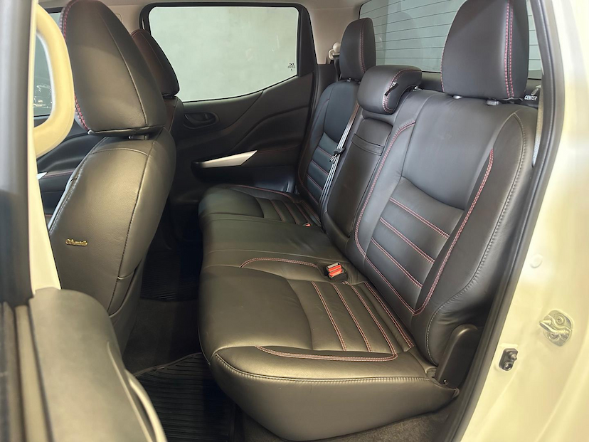 Foto do veículo NISSAN FRONTIER  ATK X4 2025 21.857 KM 219.900,00