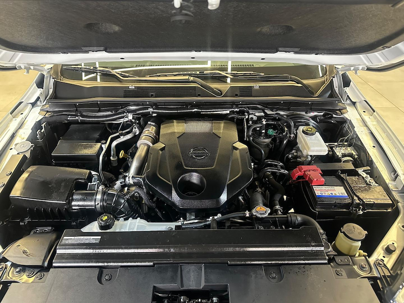 Foto do veículo NISSAN FRONTIER  ATK X4 2025 21.857 KM 219.900,00