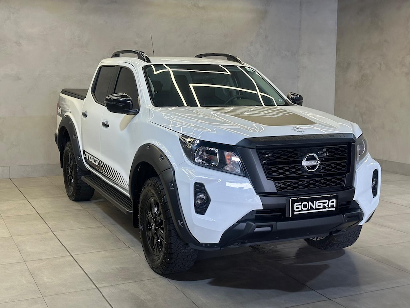 Foto do veículo NISSAN FRONTIER  ATK X4 2025 21.857 KM 219.900,00