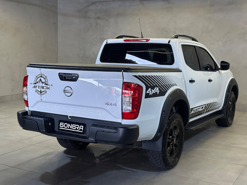 Foto do veículo NISSAN FRONTIER  ATK X4 2025 21.857 KM 219.900,00