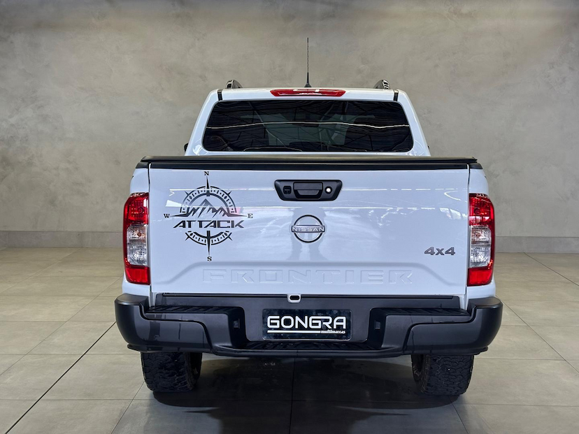 Foto do veículo NISSAN FRONTIER  ATK X4 2025 21.857 KM 219.900,00