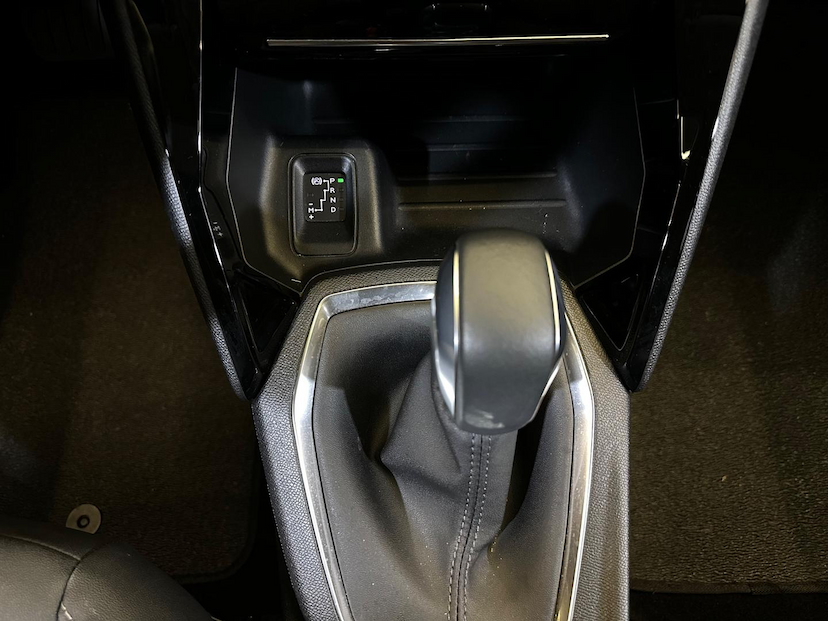 Foto do veículo PEUGEOT 208  1.6 GRIFFE 16V FLEX 4P AUTOMATICO 2023 28.570 KM 92.900,00