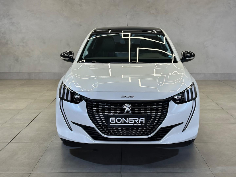 Foto do veículo PEUGEOT 208  1.6 GRIFFE 16V FLEX 4P AUTOMATICO 2023 28.570 KM 92.900,00