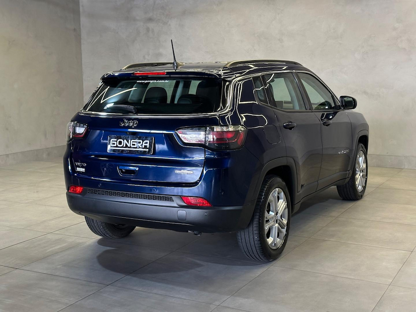 Foto do veículo JEEP COMPASS  LONG TF 2022 31.678 KM 129.900,00