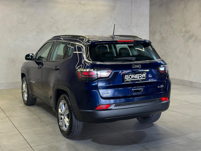 Foto do veículo JEEP COMPASS  LONG TF 2022 31.678 KM 129.900,00