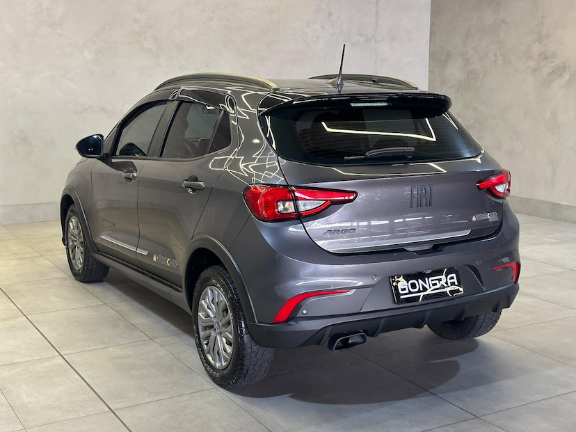 Foto do veículo FIAT ARGO  TREKKING 1.3 2020 37.300 KM 71.900,00