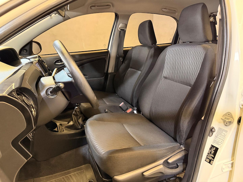 Foto do veículo TOYOTA ETIOS  HB X 13L MT 2018 94.027 KM 58.900,00