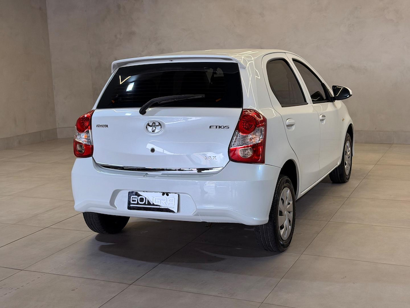 Foto do veículo TOYOTA ETIOS  HB X 13L MT 2018 94.027 KM 58.900,00