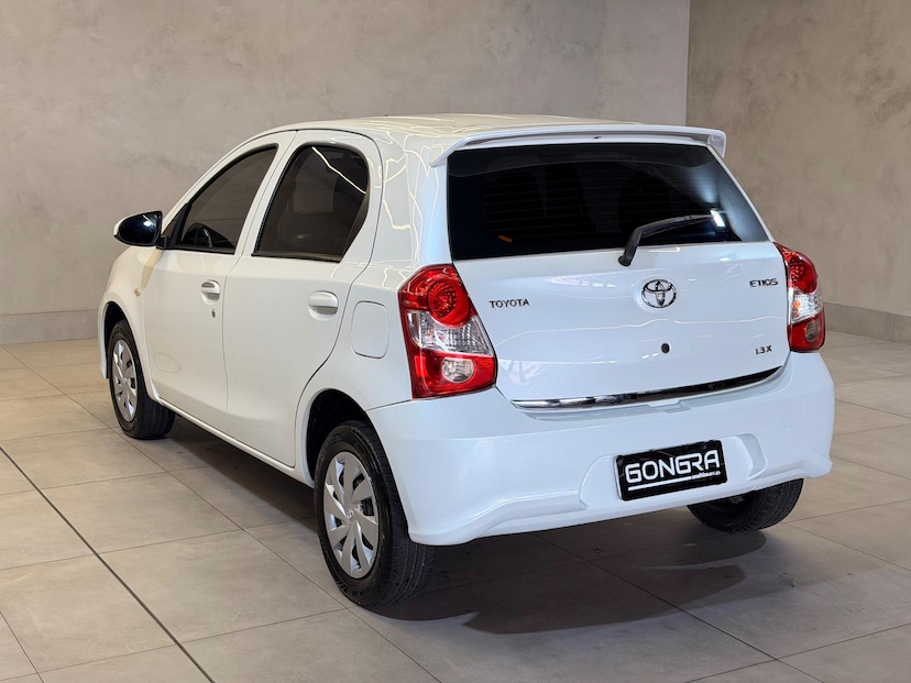 Foto do veículo TOYOTA ETIOS  HB X 13L MT 2018 94.027 KM 58.900,00