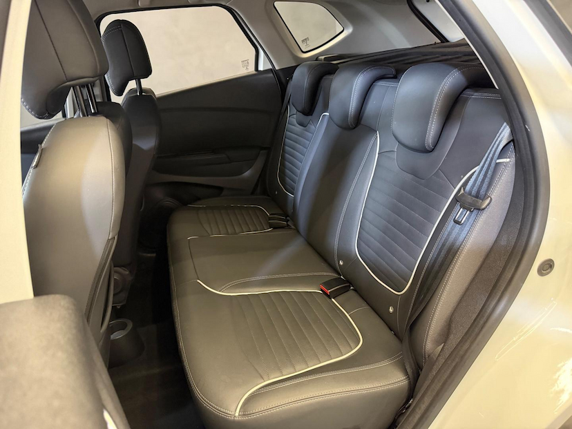 Foto do veículo RENAULT CAPTUR  INTEN 20A 2019 56.500 KM 74.900,00