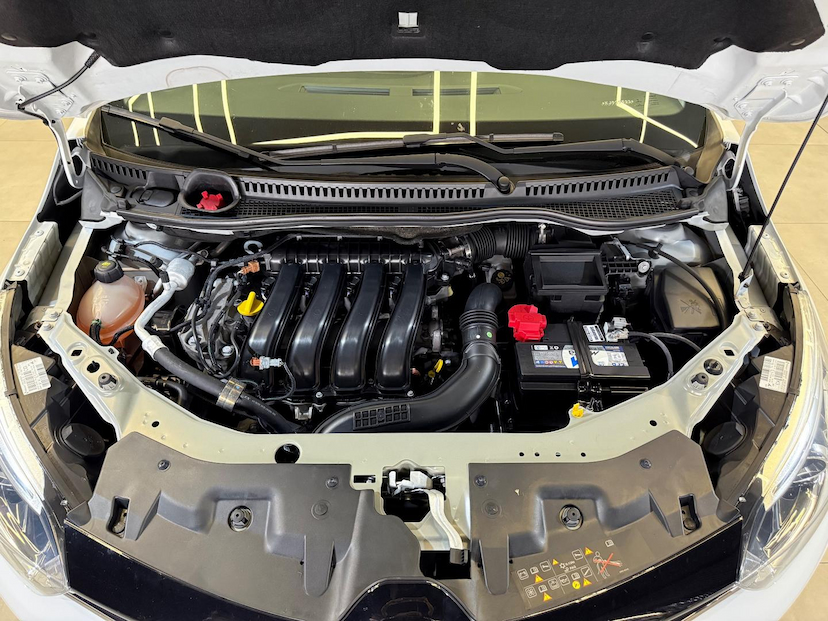 Foto do veículo RENAULT CAPTUR  INTEN 20A 2019 56.500 KM 74.900,00