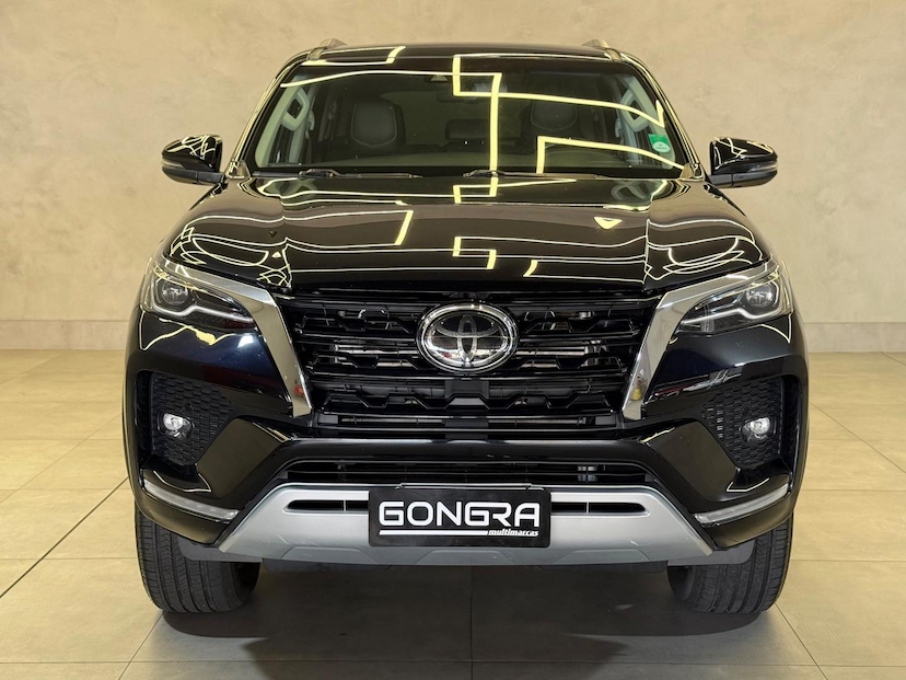 Foto do veículo TOYOTA HILUX  SW4 SRX 4X4 2.8 TDI 16V DIES. AUT. 2021 101.360 KM 279.900,00