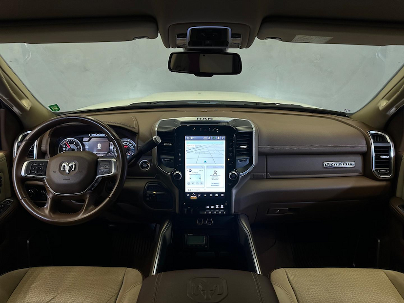 Foto do veículo RAM 3500  LARAMIE 6.7D 2022 24.190 KM 369.900,00