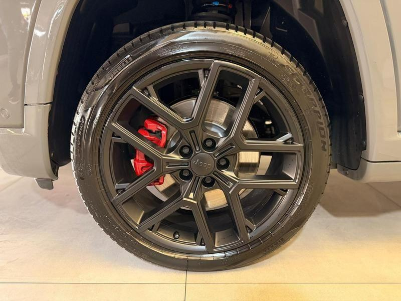 Foto do veículo JEEP COMPASS  BLACKHAWK 2025 9.115 KM 219.900,00