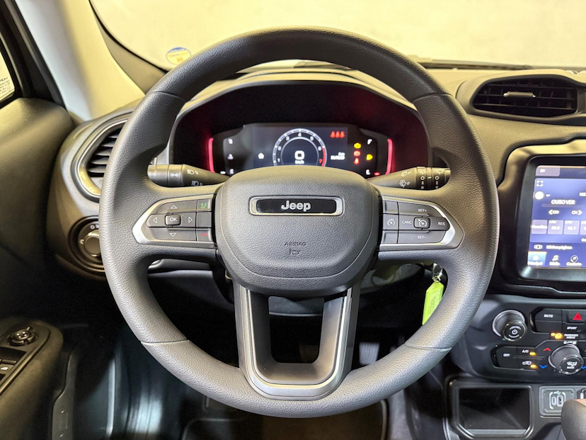 Foto do veículo JEEP RENEGADE  SPT T270 2025 6.719 KM 121.900,00