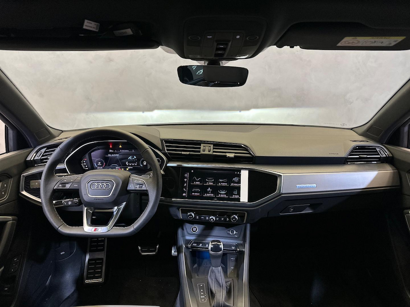 Foto do veículo AUDI Q3  2.0 TFSI 2025 124 KM 325.900,00