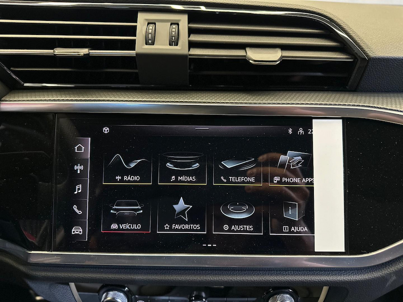 Foto do veículo AUDI Q3  2.0 TFSI 2025 124 KM 325.900,00