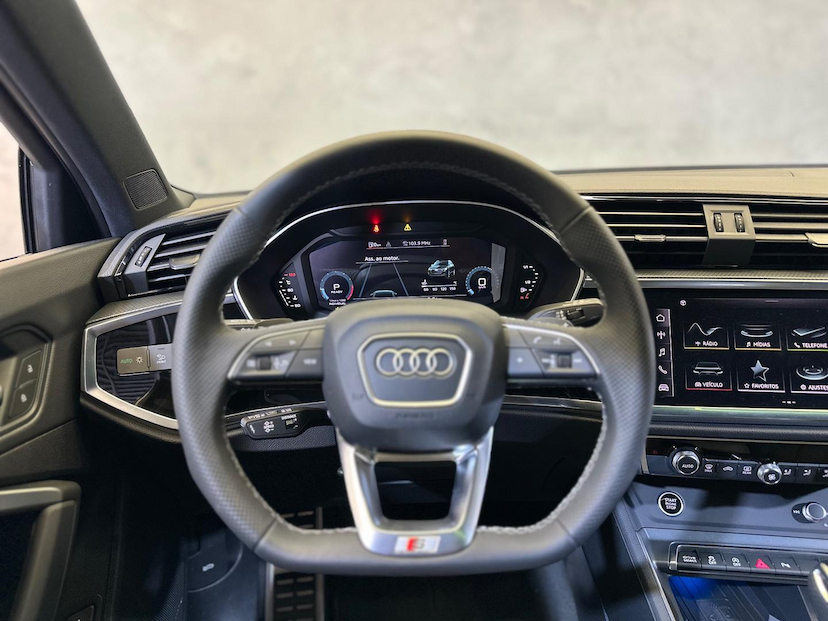 Foto do veículo AUDI Q3  2.0 TFSI 2025 124 KM 325.900,00