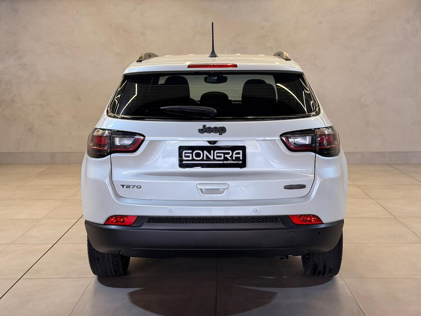 Foto do veículo JEEP COMPASS  LONG TF 2022 39.025 KM 132.900,00