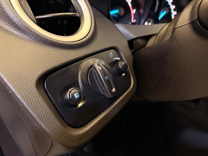 Foto do veículo FORD FIESTA  16SEL 2017 79.297 KM 54.900,00