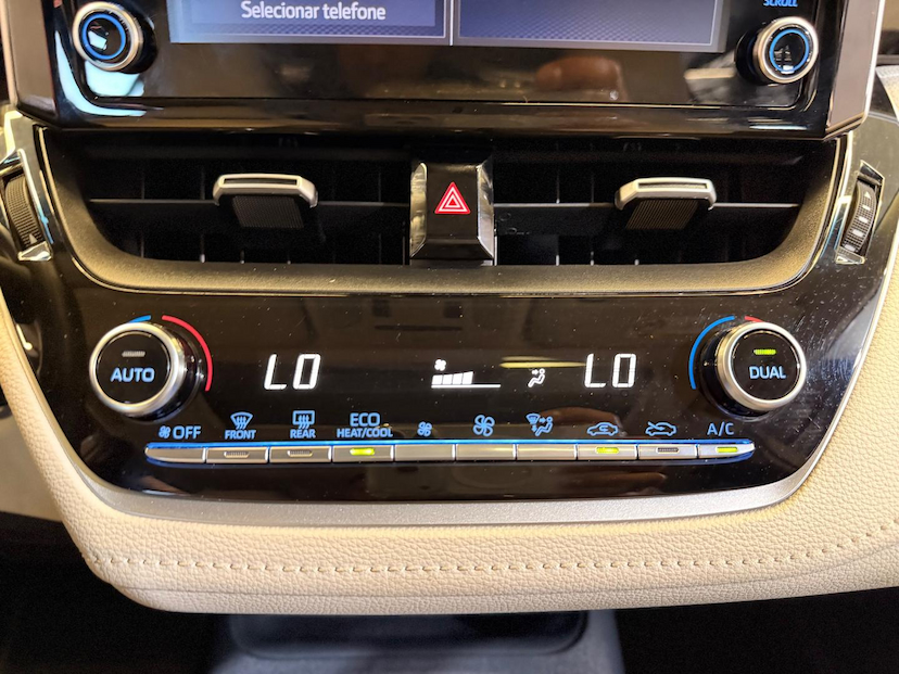 Foto do veículo TOYOTA COROLLA  ALTIS 20 2022 49.646 KM 146.900,00