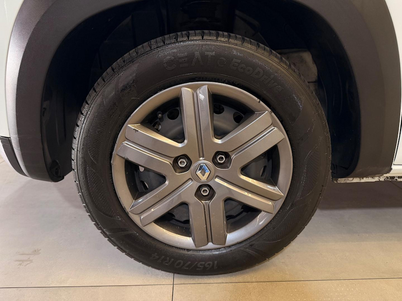 Foto do veículo RENAULT KWID  ZEN 2 2024 34.876 KM 56.900,00