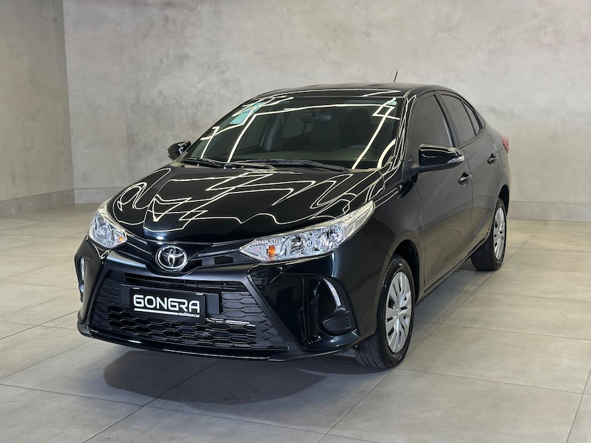 Foto do veículo TOYOTA YARIS  SEDAN 1.5 XL 2025 13.674 KM 105.900,00