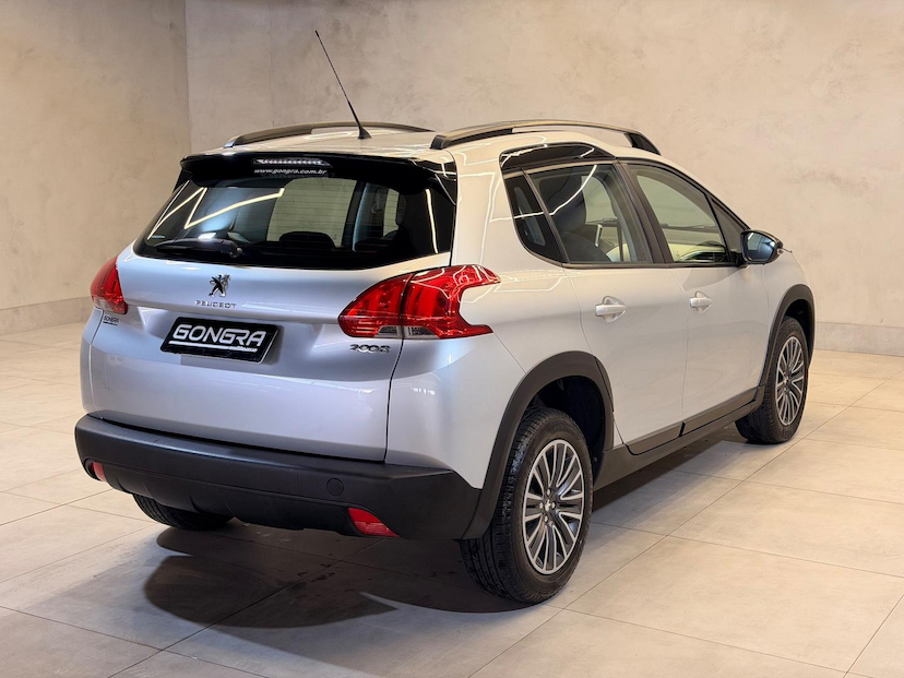 Foto do veículo PEUGEOT 2008  ALLURE EAT6 2021 31.128 KM 72.900,00