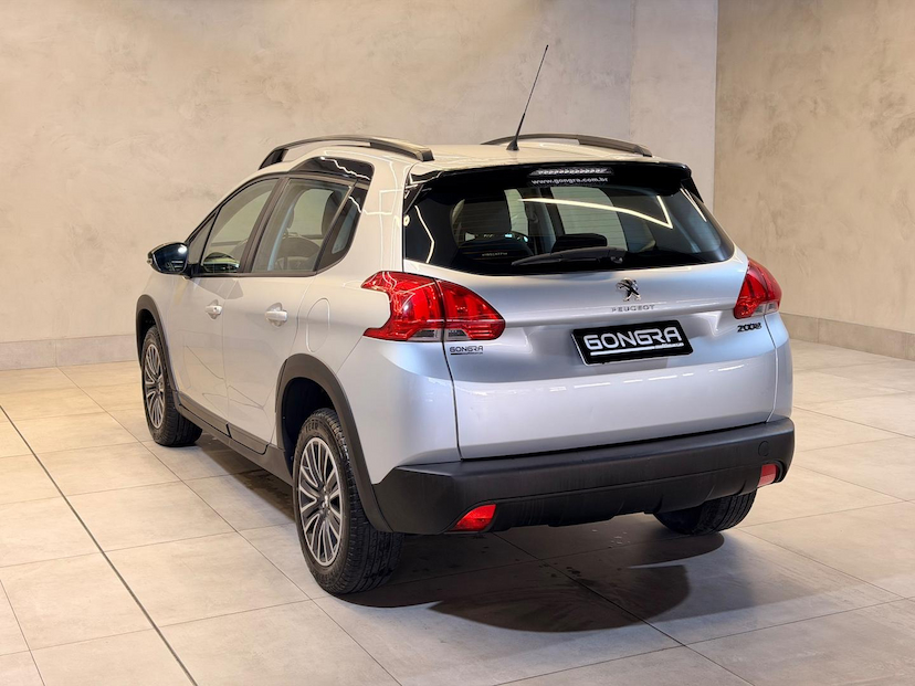 Foto do veículo PEUGEOT 2008  ALLURE EAT6 2021 31.128 KM 72.900,00