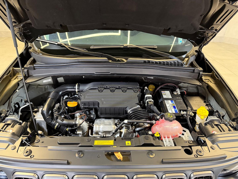 Foto do veículo JEEP RENEGADE  LGTD T270 2024 24.715 KM 118.900,00