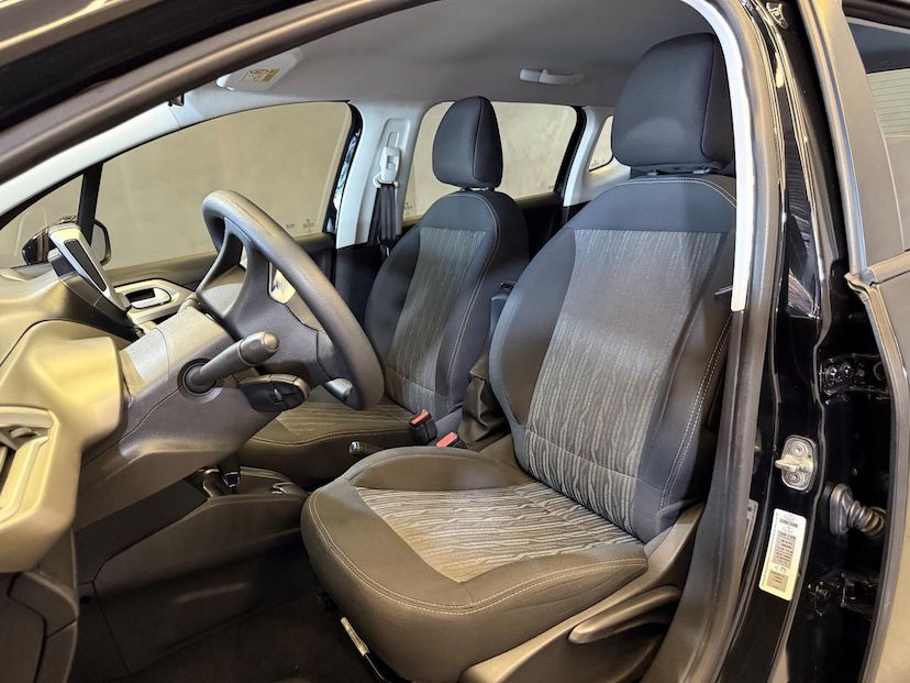 Foto do veículo PEUGEOT 2008  ALLURE PK 2022 62.282 KM 71.900,00