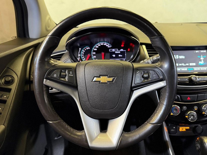 Foto do veículo CHEVROLET TRACKER  PREMIER 2019 73.353 KM 91.900,00