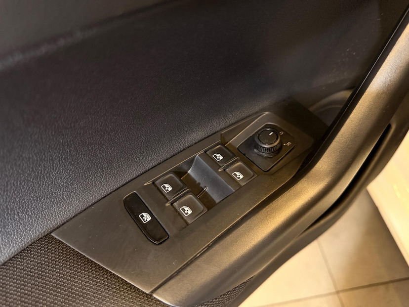 Foto do veículo VOLKSWAGEN VIRTUS  MF 2021 111.116 KM 69.900,00
