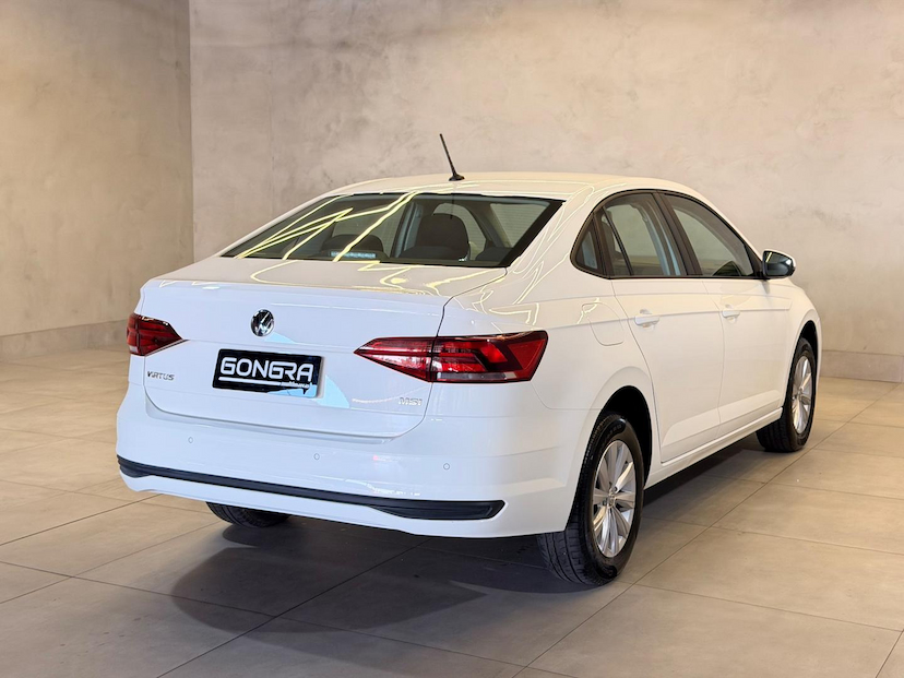 Foto do veículo VOLKSWAGEN VIRTUS  MF 2021 111.116 KM 69.900,00