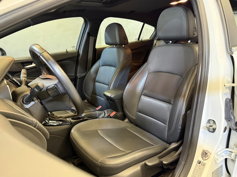 Foto do veículo CHEVROLET CRUZE  LTZ 1.4 16V TURBO FLEX 4P AUT 2022 31.982 KM 119.900,00