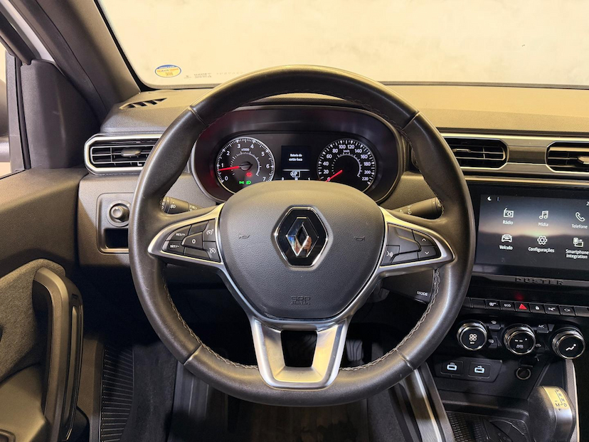 Foto do veículo RENAULT DUSTER  ICO16 CVT 2023 54.000 KM 99.900,00