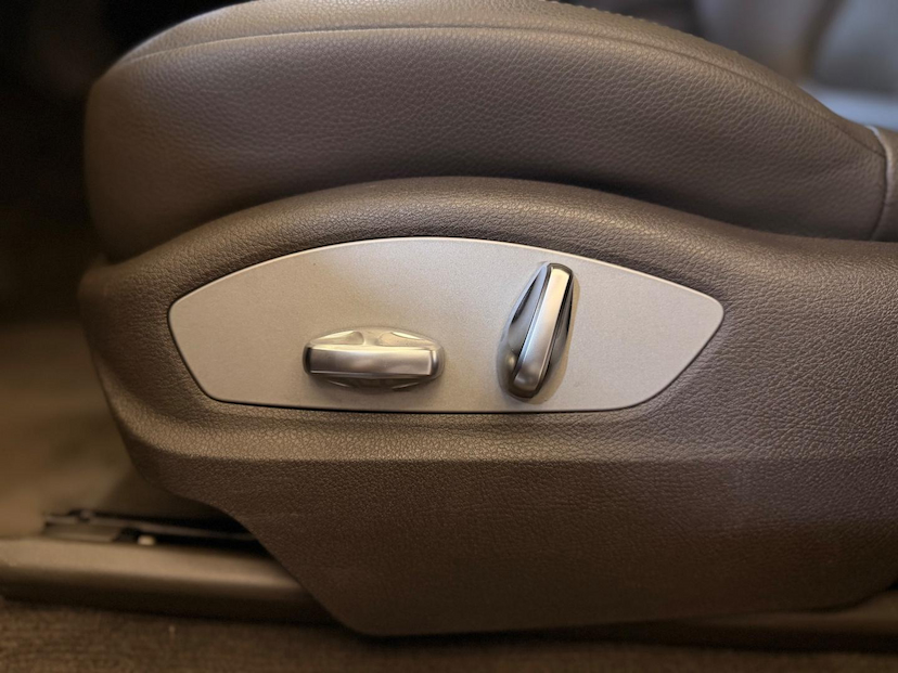 Foto do veículo PORSCHE MACAN  2.0 TURBO 2022 37.100 KM 419.900,00