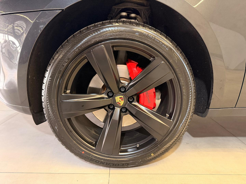 Foto do veículo PORSCHE MACAN  2.0 TURBO 2022 37.100 KM 419.900,00
