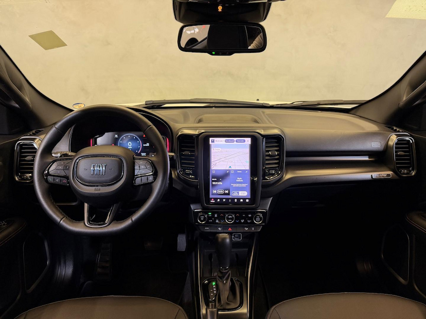 Foto do veículo FIAT TORO  ULTRA 1.3 16V 4X2 TB FLEX AUT. 2025 5.839 KM 162.900,00