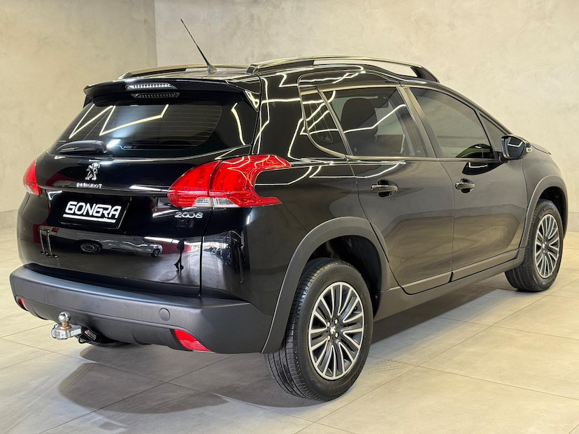 Foto do veículo PEUGEOT 2008  ALLURE EAT6 2021 60.075 KM 67.900,00