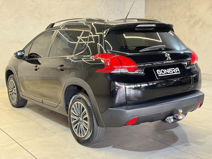 Foto do veículo PEUGEOT 2008  ALLURE EAT6 2021 60.075 KM 67.900,00