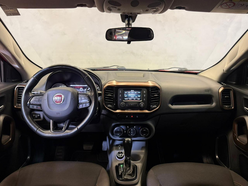 Foto do veículo FIAT TORO  VOLCANO 2.0 16V 4X4 TB DIESEL AUT. 2017 100.000 KM 99.900,00