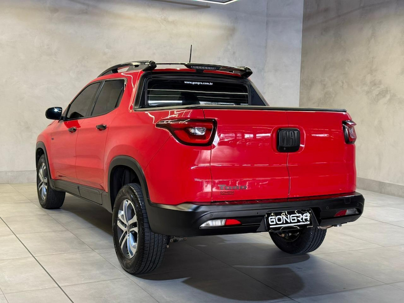 Foto do veículo FIAT TORO  VOLCANO 2.0 16V 4X4 TB DIESEL AUT. 2017 100.000 KM 99.900,00