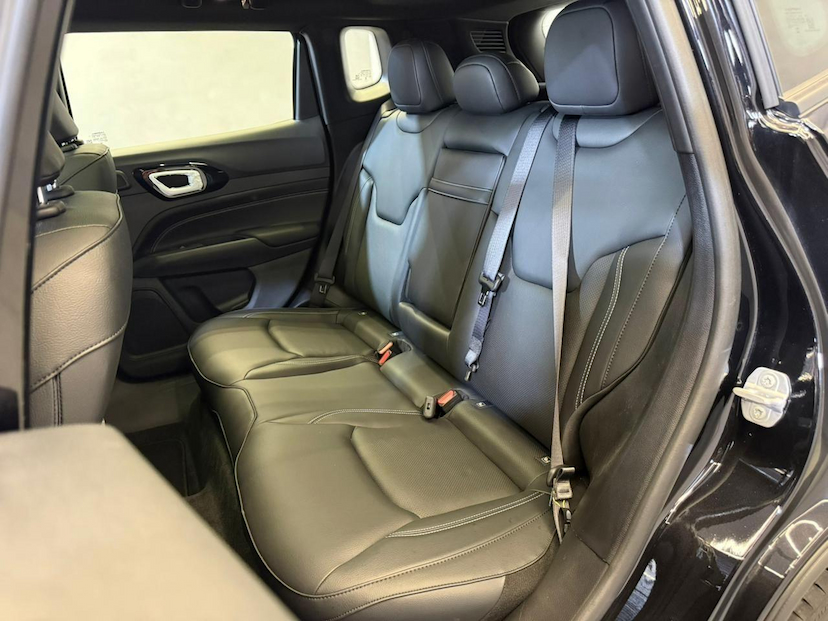 Foto do veículo JEEP COMPASS  SERIE S T 2025 37 KM 188.900,00