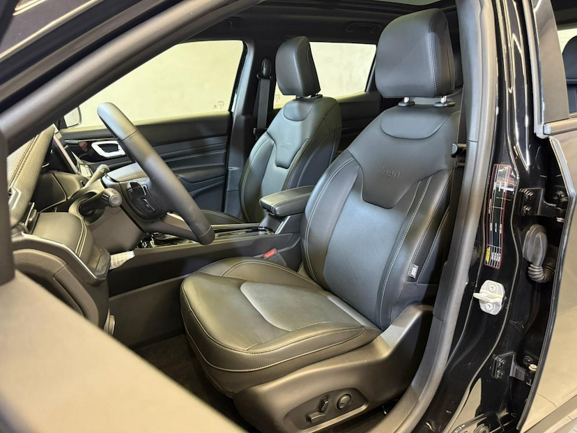 Foto do veículo JEEP COMPASS  SERIE S T 2025 37 KM 188.900,00