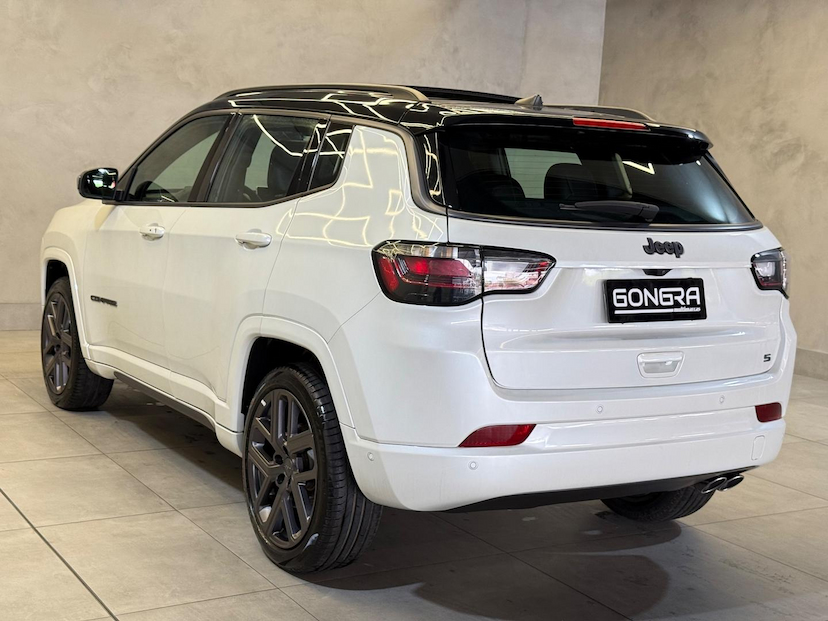 Foto do veículo JEEP COMPASS  SERIE S T 2025 41 KM 195.900,00