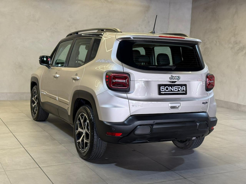 Foto do veículo JEEP RENEGADE  SAHARA 2025 12.143 KM 146.900,00