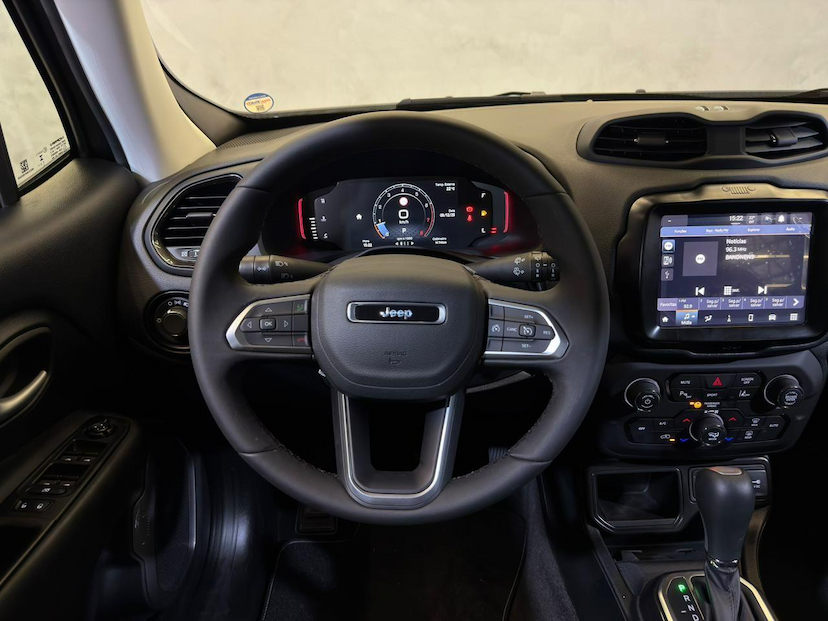 Foto do veículo JEEP RENEGADE  LONGITUDE T270 2025 35 KM 136.900,00